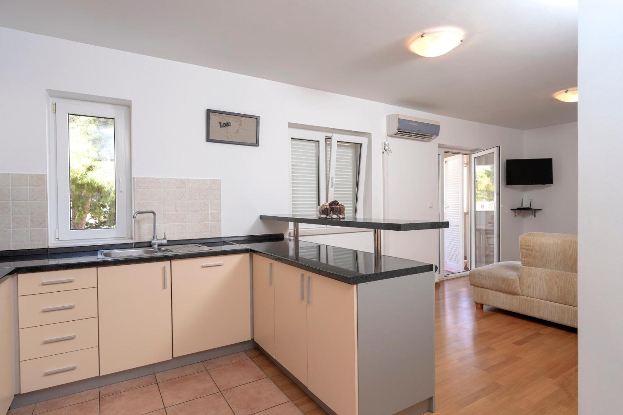 Villa Dalmatia Apartments Bol Exteriör bild