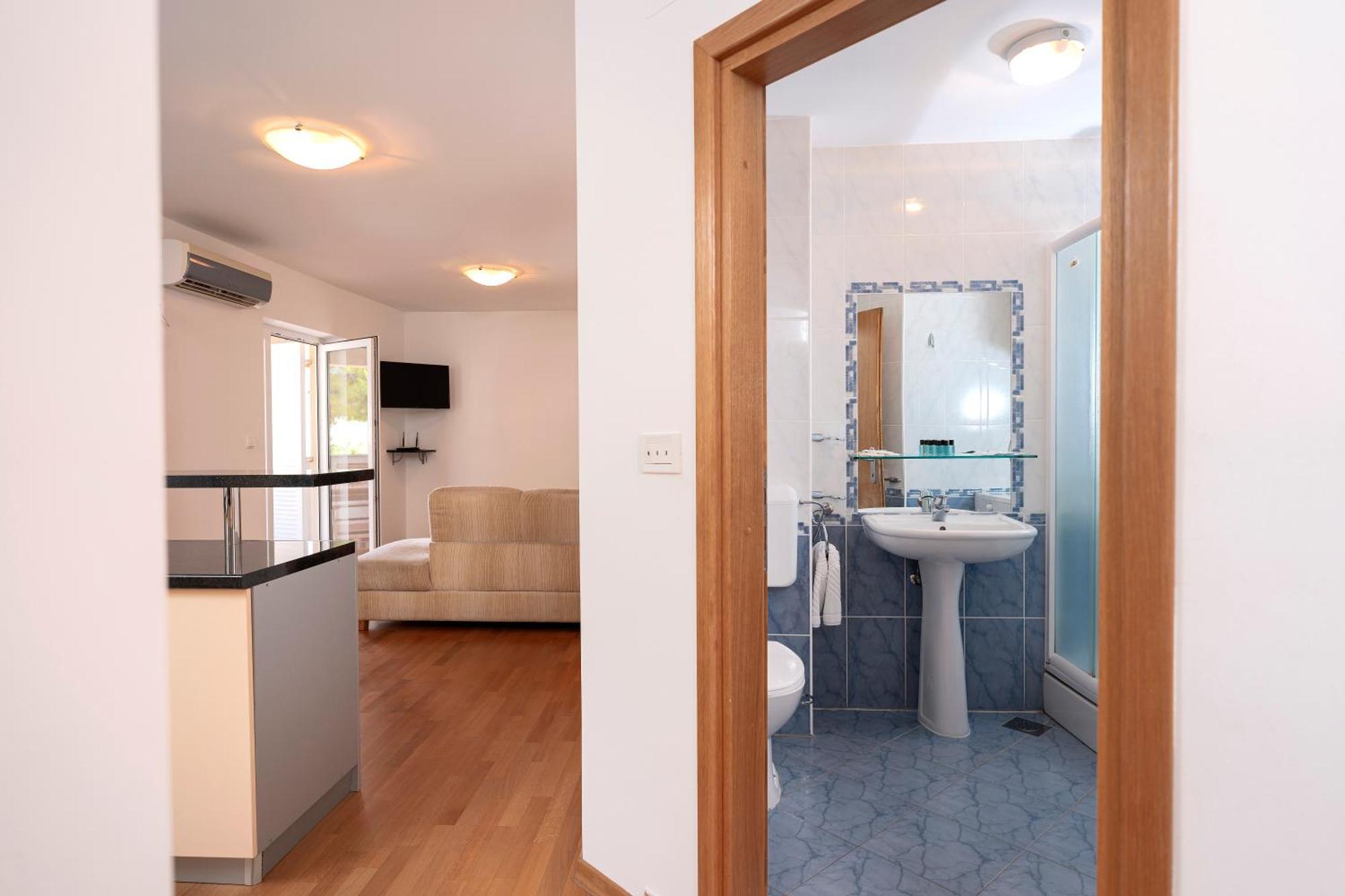 Villa Dalmatia Apartments Bol Exteriör bild